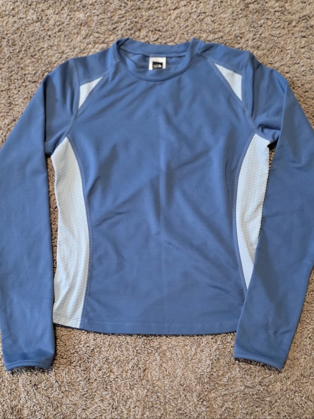 The North Face Blue Long Sleeve Performance Top Size Small - Small Hole See Pic